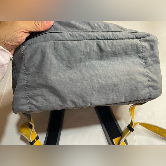 KIPLING LARGE SEOUL BACKPACK  LAPTOP GRAY AND YELLOW ACCENT TRAVEL HIKING WORK - Picture 2 of 8